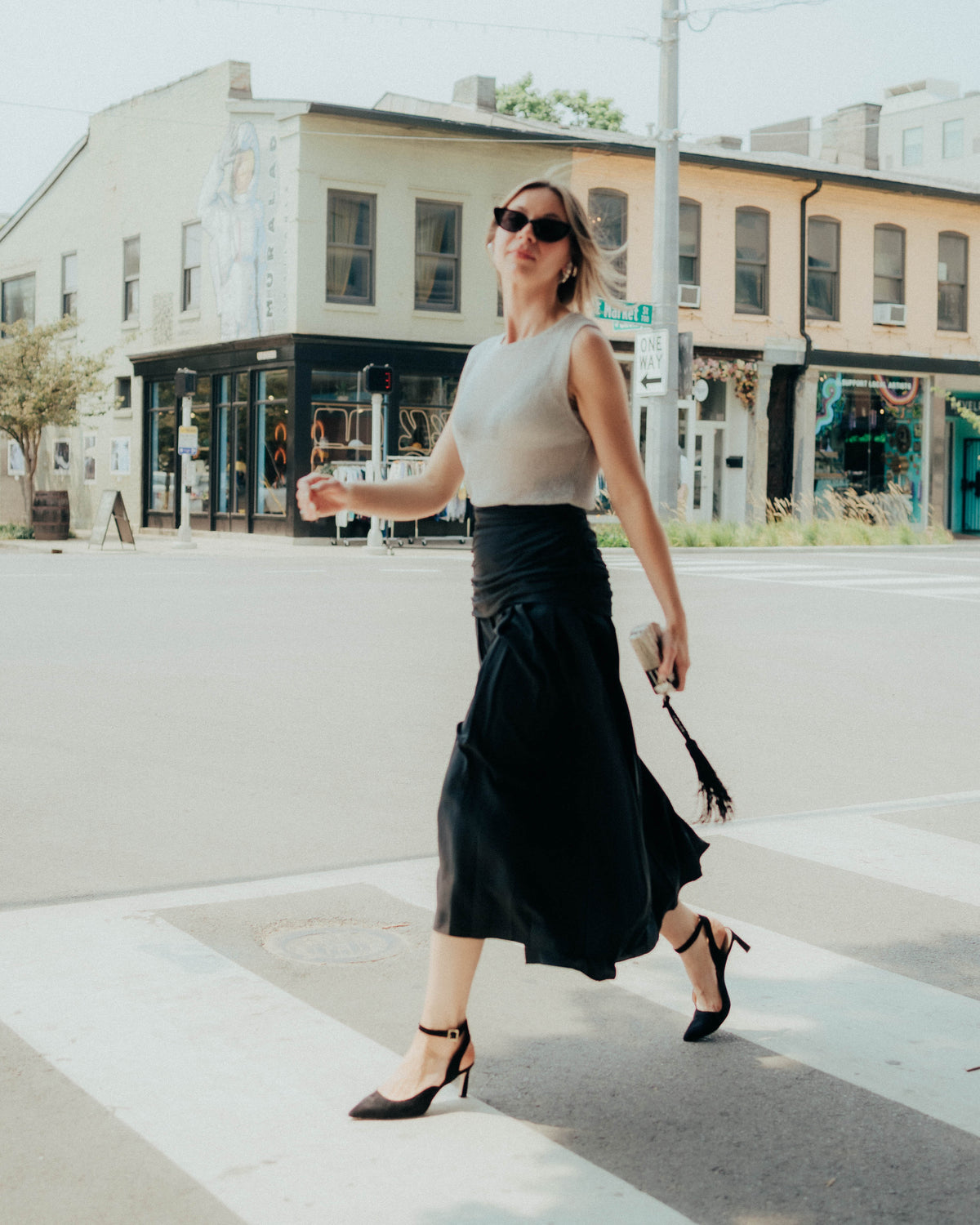 Black pleated cummerbund skirt