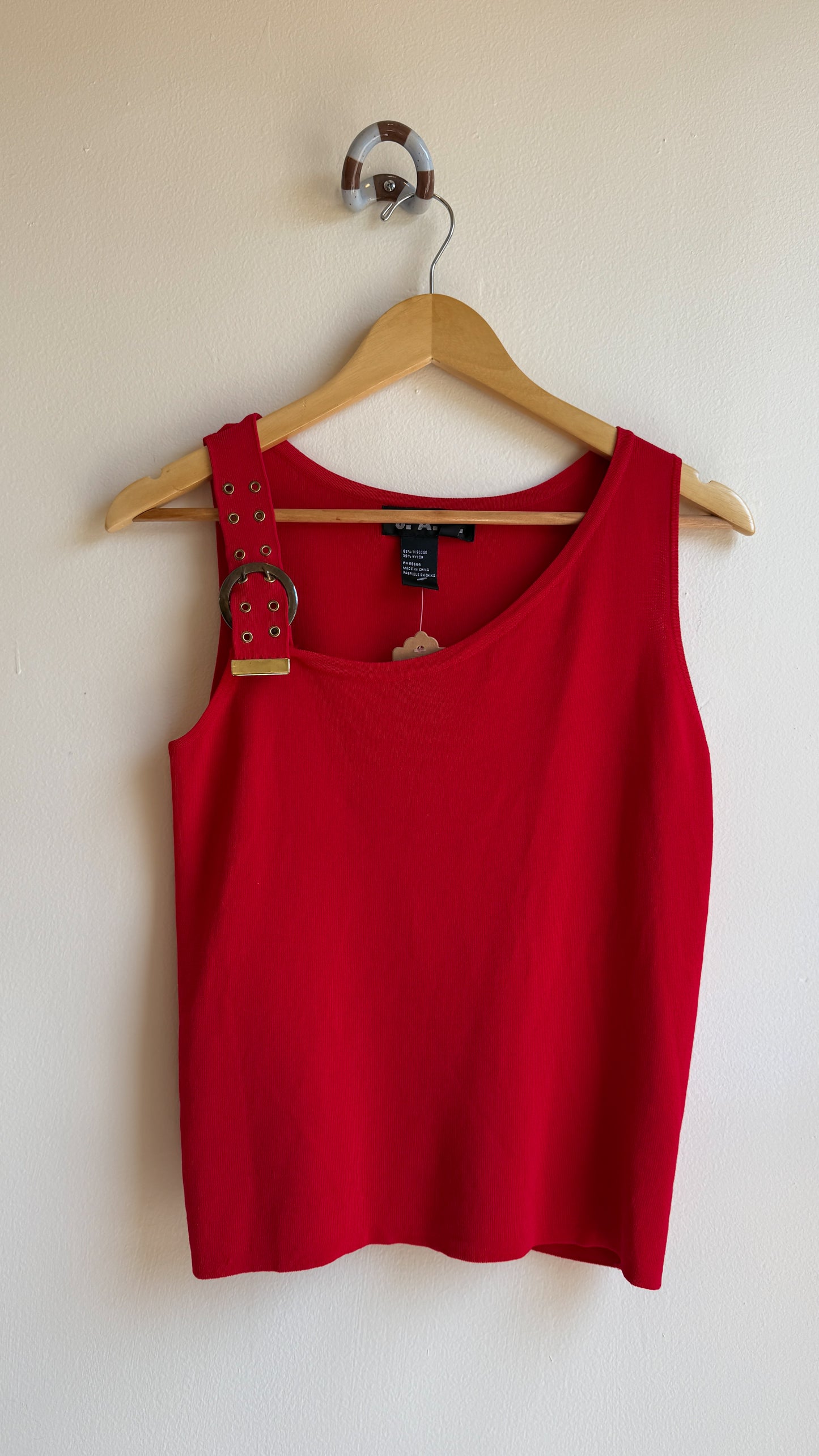 JAC red buckle tank!