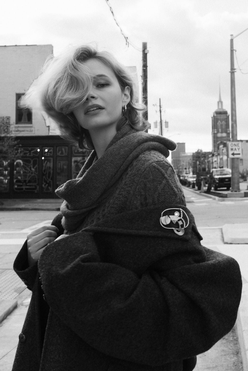 Bloomingdale's cashmere sweater w attached scarf