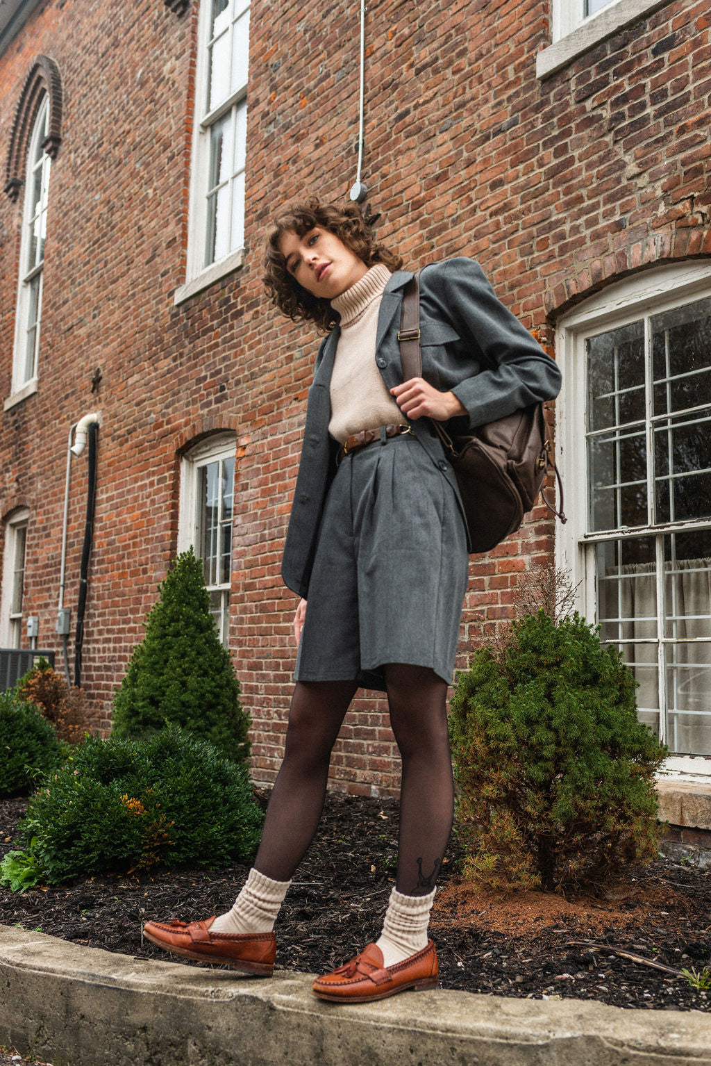 Tribeca Studio beige sleeveless turtleneck