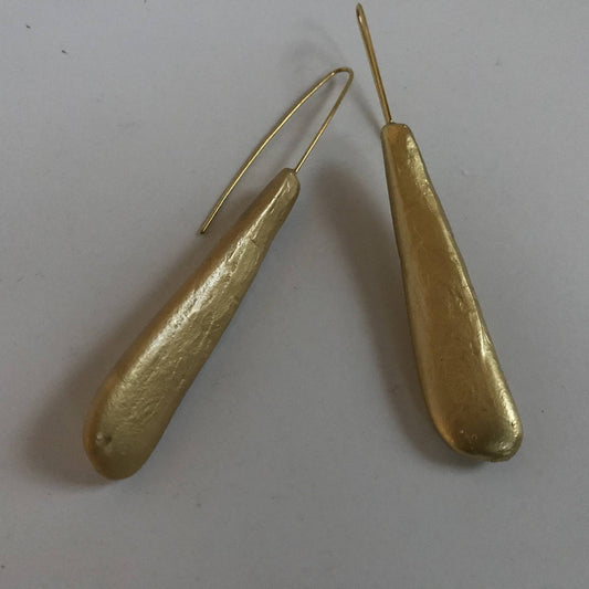 Roca Earrings: Gold