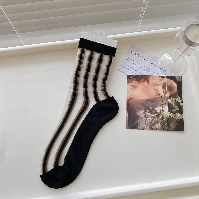 Black Tulip Sheer Mesh Socks: AFlower / M