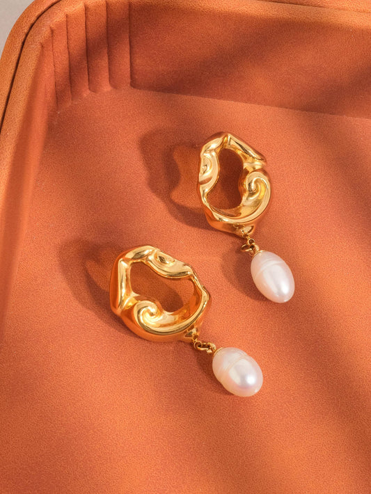 Nerissa gold abstract pearl drop earring