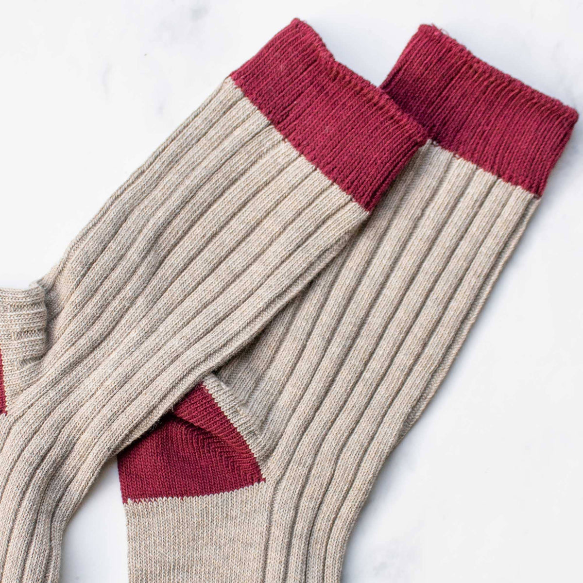 Women's 2 Tone Jacquard Casual Socks: Mocha/Wine