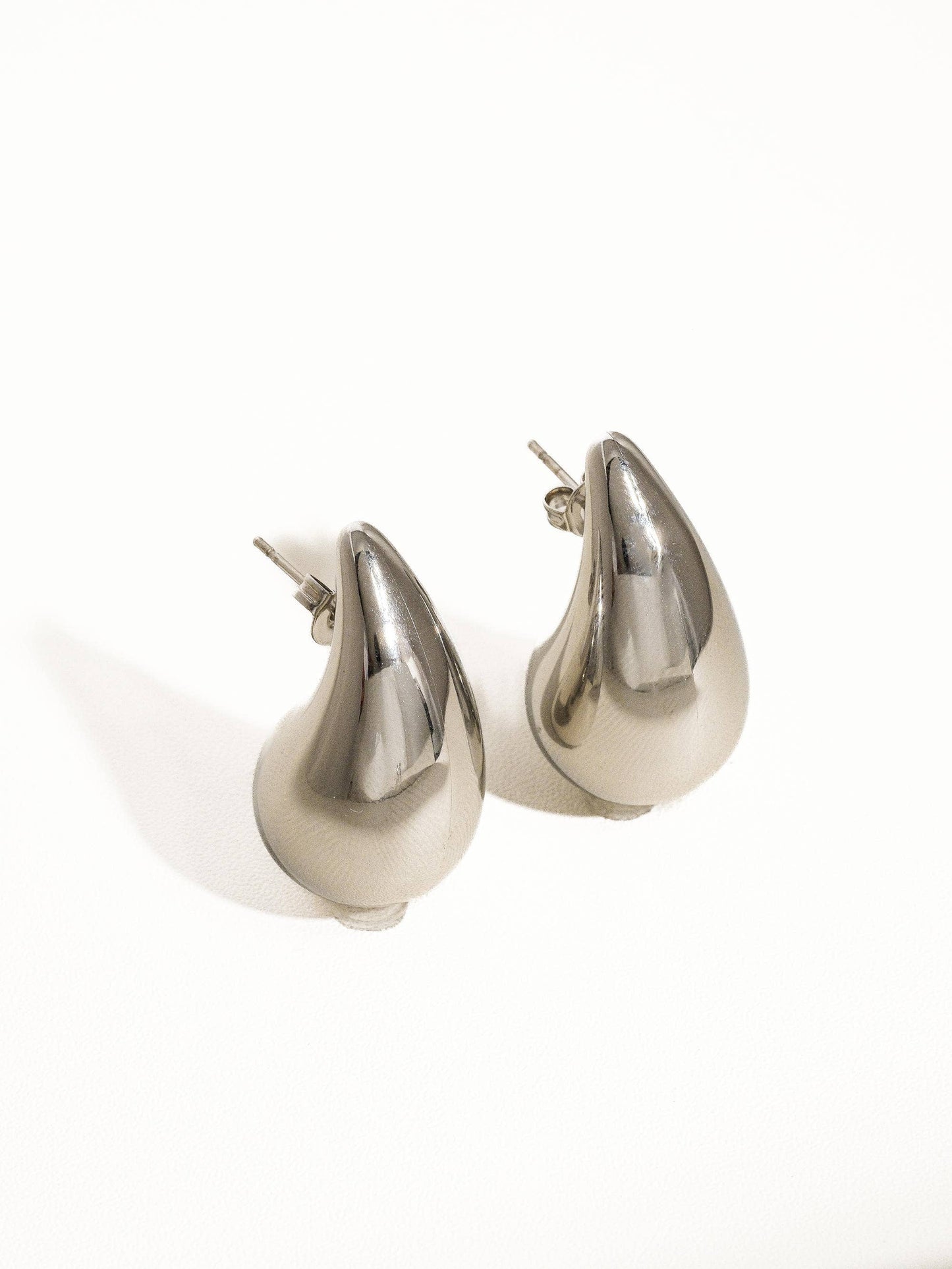 Colette Large Huggie Droplet Earring: Silver