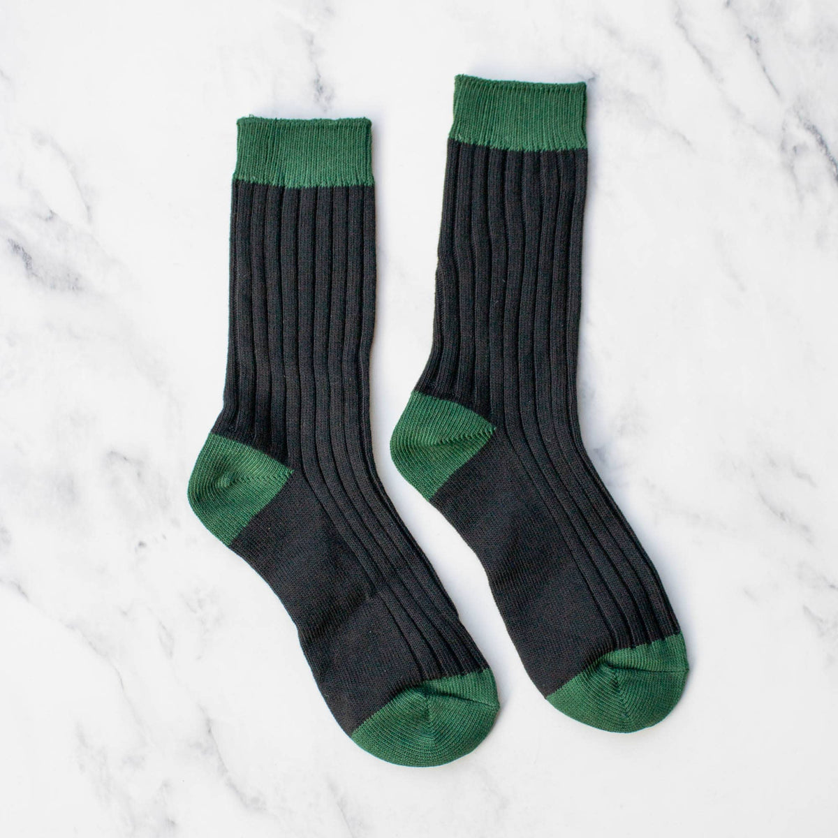 Women's 2 Tone Jacquard Casual Socks: Mocha/Wine